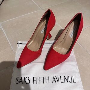 Sacks Fifth Avenue Pumps